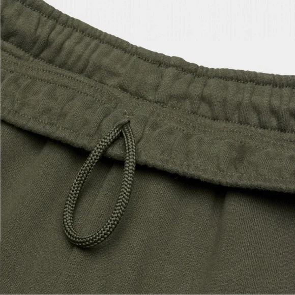 2pc Aritzia Cozy Sweatfleece Olive Green Mega Raglan Hoodie and Mega Jogger Set - Picture 3 of 15
